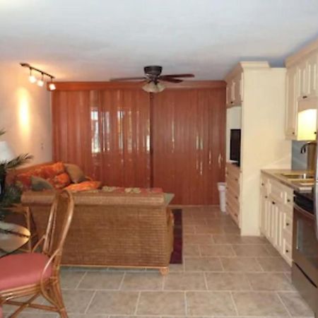 East End  Luxury Beachfront - One Step To Sapphire Beach מראה חיצוני תמונה